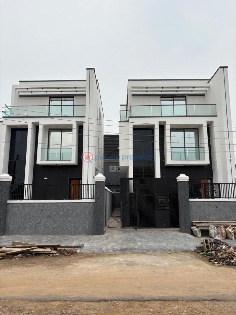 5 bedroom Detached Duplex For Sale Diamond Estate Ipaja Command Ipaja Road Lagos Iyana Ipaja Lagos - 1