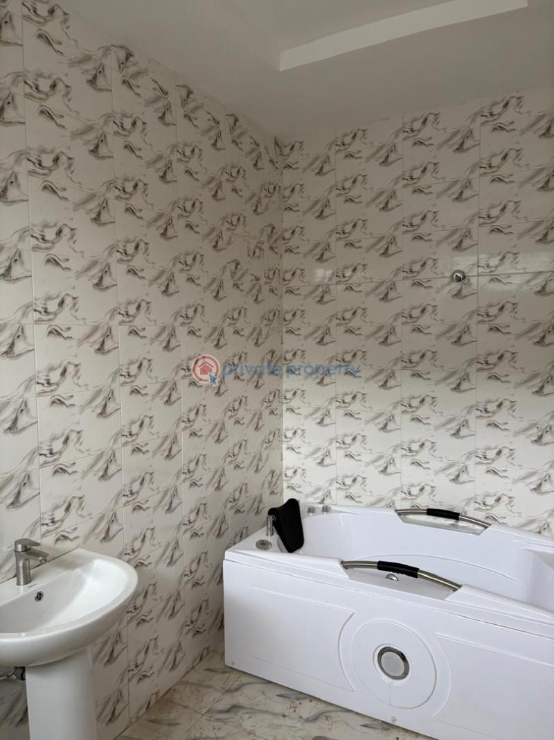 5 bedroom Detached Duplex For Sale Diamond Estate Ipaja Command Ipaja Road Lagos Iyana Ipaja Lagos - 3