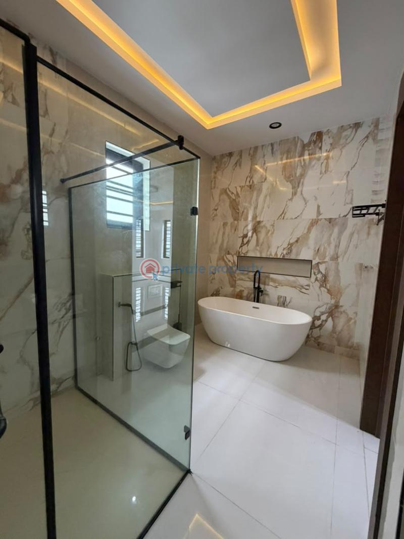 5 bedroom Detached Duplex For Sale Chevron Drive Lekki Lagos - 5