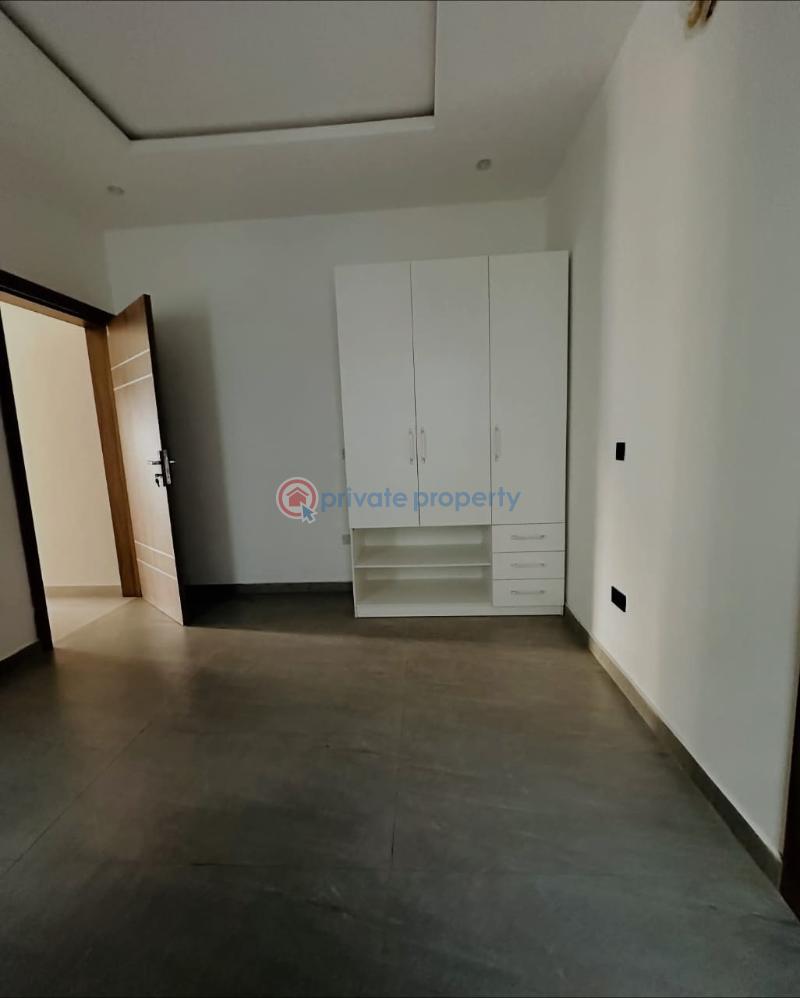5 bedroom Detached Duplex For Sale Magodo Phase Gra 2 Magodo Kosofe/Ikosi Lagos - 7