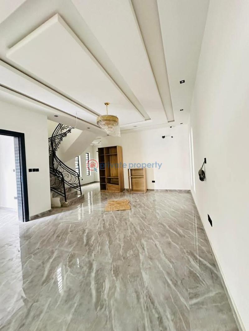 5 bedroom Detached Duplex For Sale Omole Phase 2 Ikeja Lagos - 1