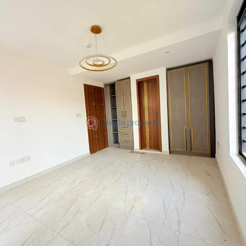 5 bedroom Detached Duplex For Sale Omole Phase 1 Ikeja Lagos - 8
