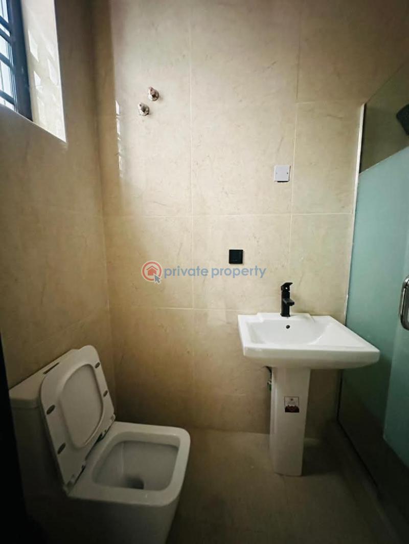 5 bedroom Detached Duplex For Sale Omole Phase 2 Ikeja Lagos - 7