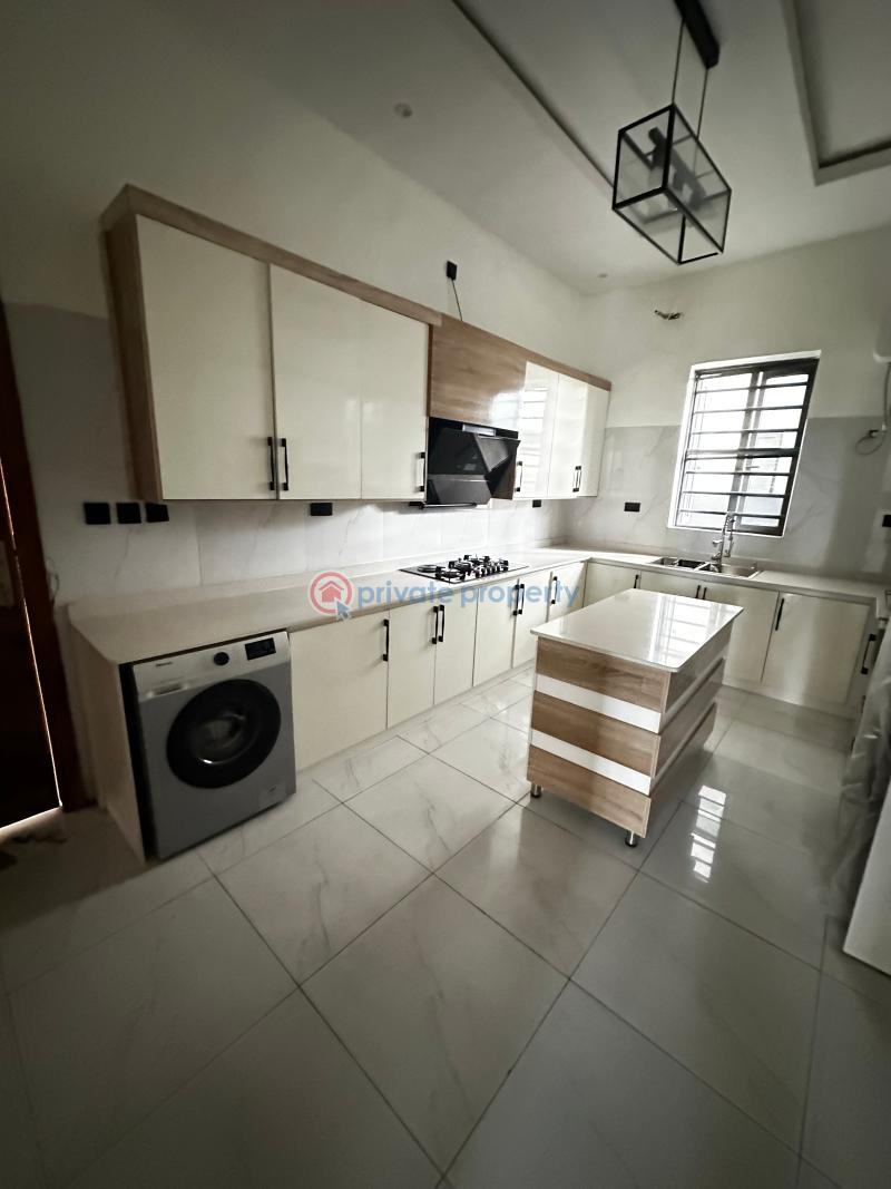 5 bedroom Detached Duplex For Sale Ikate Elegushi Lekki Lagos - 3