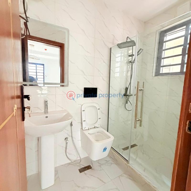 5 bedroom Detached Duplex For Sale Omole Phase 1 Ikeja Lagos - 6