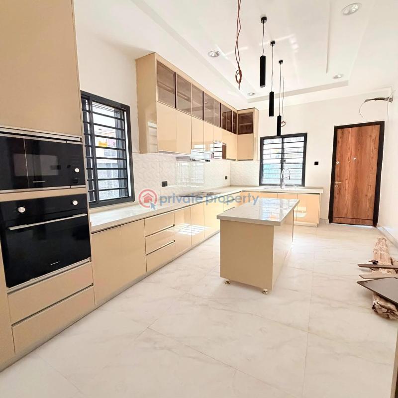 5 bedroom Detached Duplex For Sale Omole Phase 1 Ikeja Lagos - 4