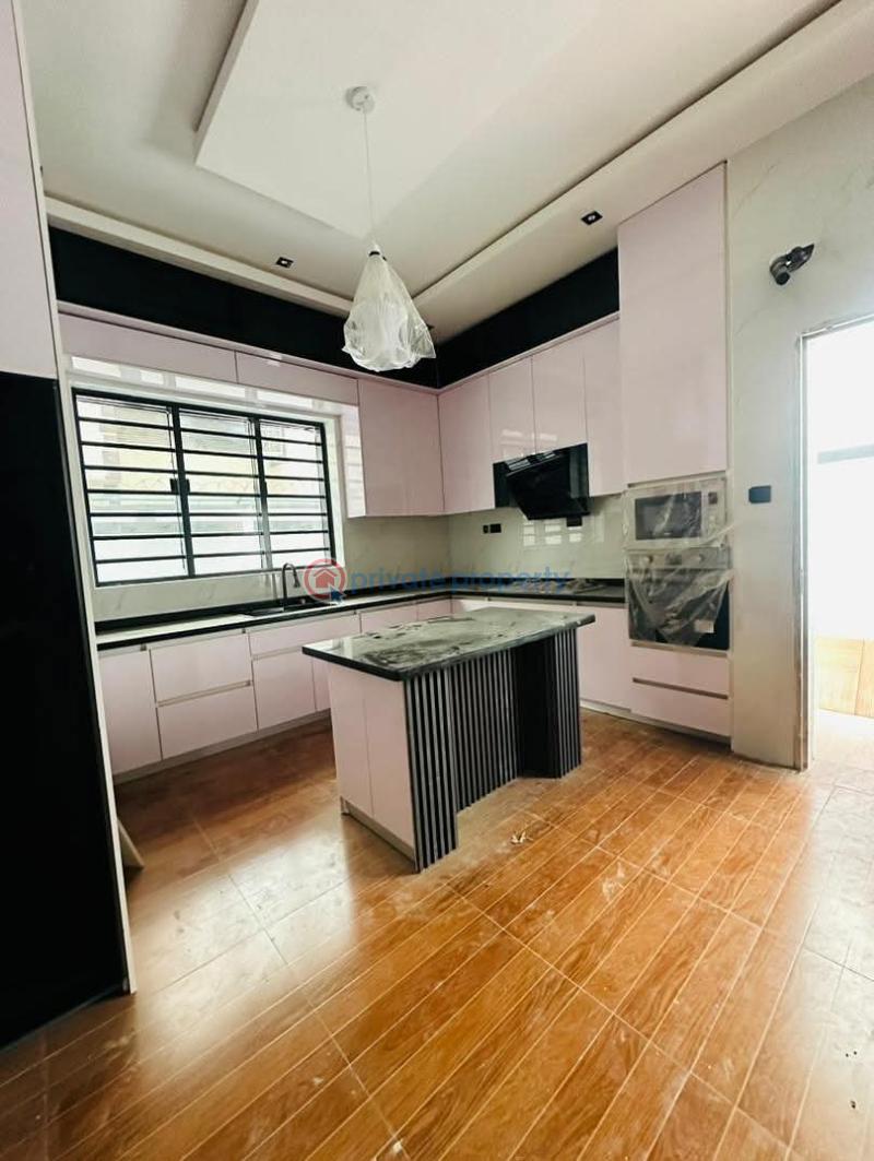 5 bedroom Detached Duplex For Sale Omole Phase 2 Ikeja Lagos - 0