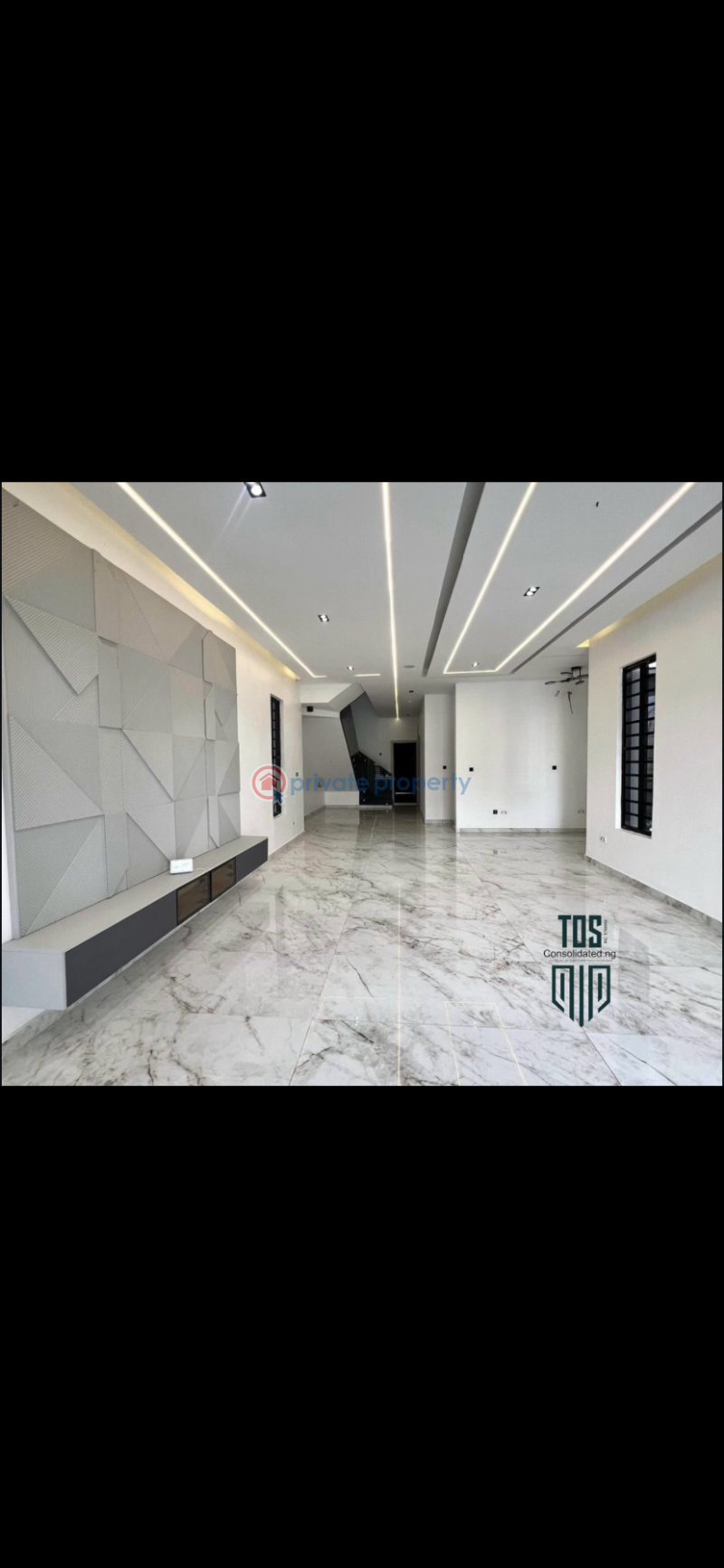 5 bedroom Detached Duplex For Sale Chevron Drive Lekki Lagos - 1