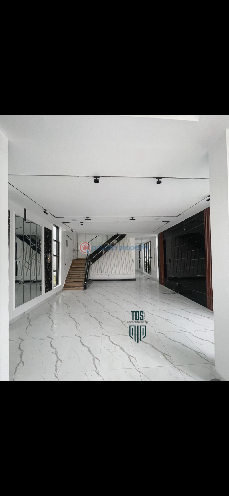 5 bedroom Detached Duplex For Sale Chevron Drive Lekki Lagos - 1