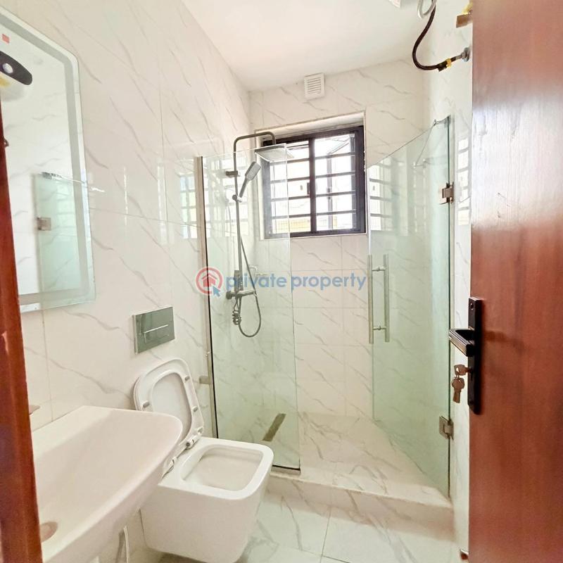5 bedroom Detached Duplex For Sale Omole Phase 1 Ikeja Lagos - 5