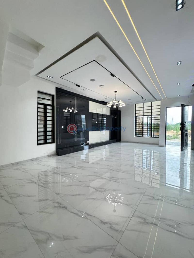 5 bedroom Terraced Duplex For Sale Hampton Estate,chevron Estate Chevron Drive Lekki Lagos - 5