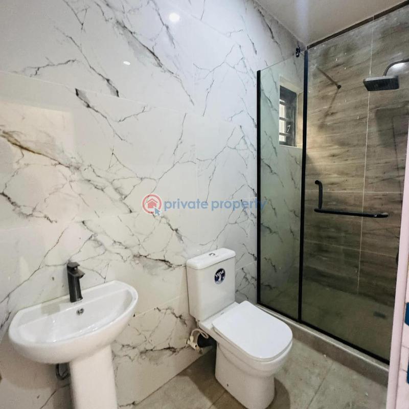 5 bedroom Detached Duplex For Sale By Ikeja Gra Maryland Lagos - 1