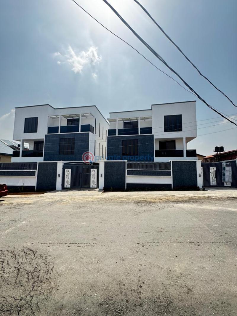 5 bedroom Detached Duplex For Sale Omole Phase 1 Ojodu Lagos - 0