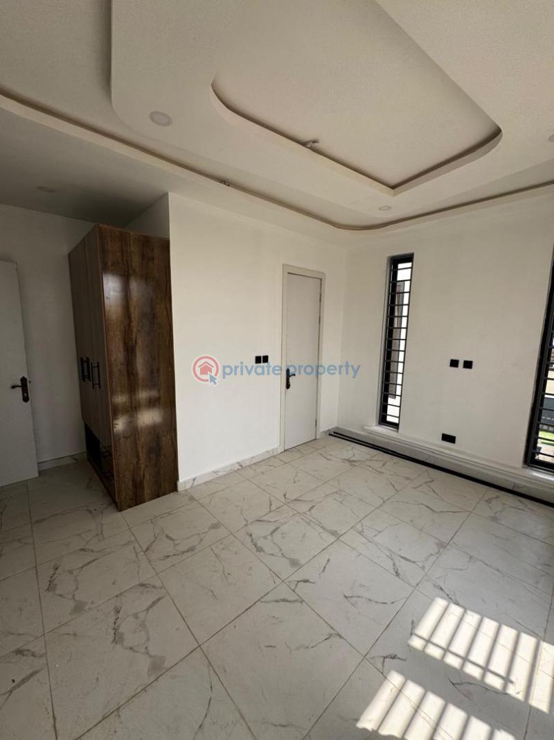 Newly built 5bedroom fully detached duplex - 14 5 bedroom Detached Duplex For Sale Omole Phase 1 Ojodu Lagos - 14