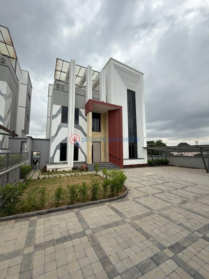5 bedroom Detached Duplex For Sale Guzape Abuja Phase 1  - 0