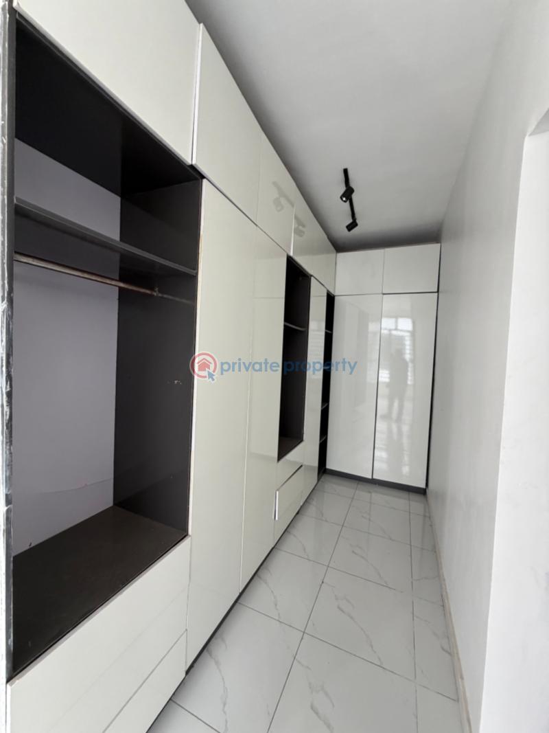 5 bedroom Detached Duplex For Sale Idado Lekki Lagos - 3