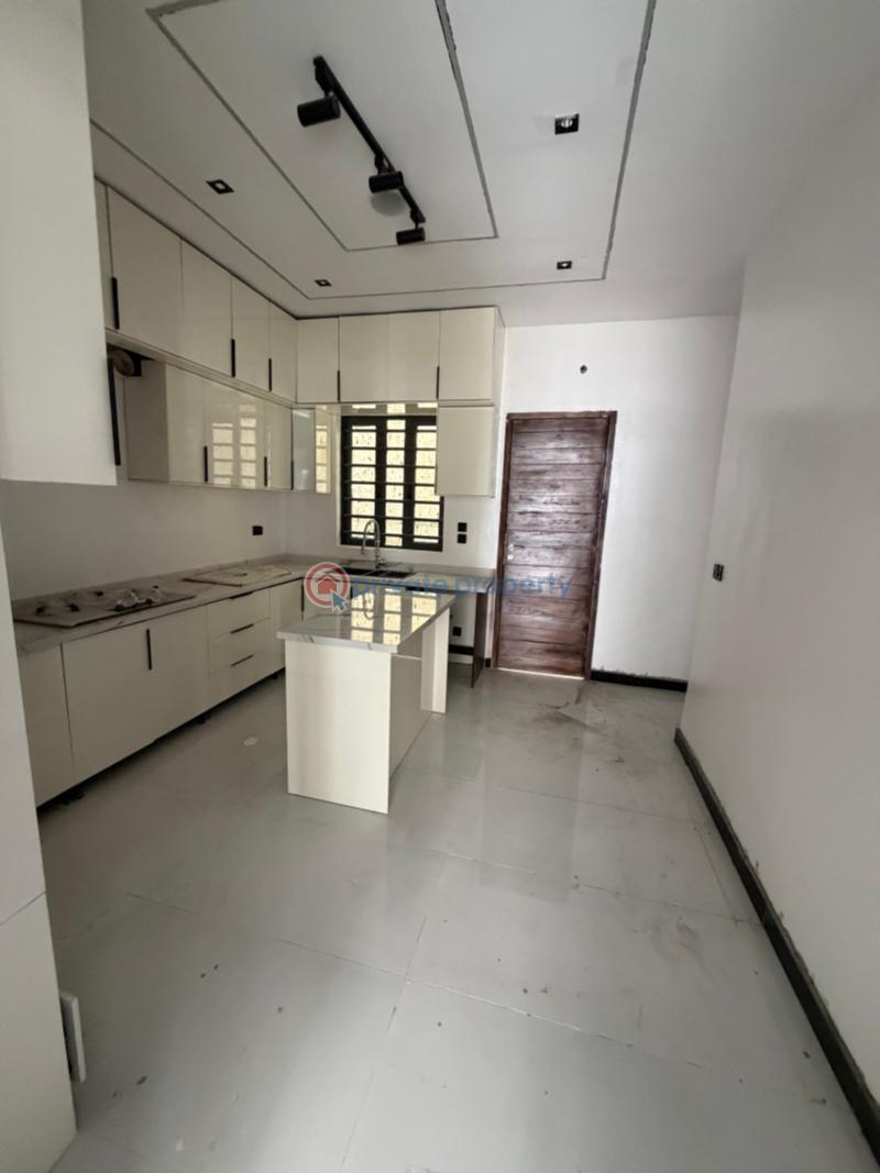 5 bedroom Detached Duplex For Sale Ologolo Lekki Lagos - 3