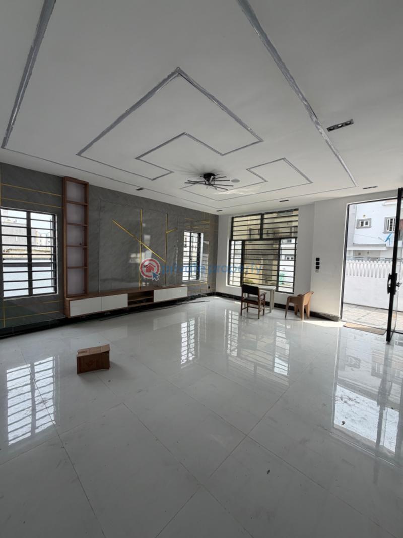 5 bedroom Detached Duplex For Sale Ologolo Lekki Lagos - 1