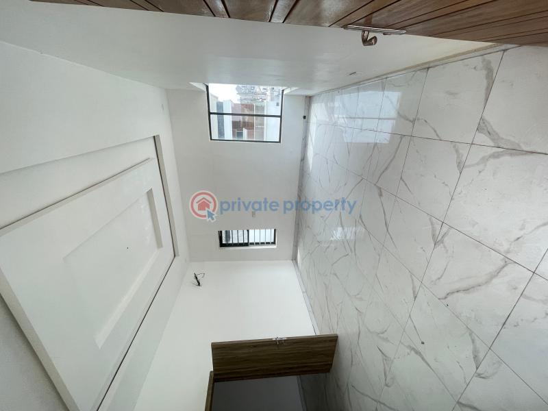 5 bedroom Detached Duplex For Sale Chevron Drive Lekki Lagos - 5