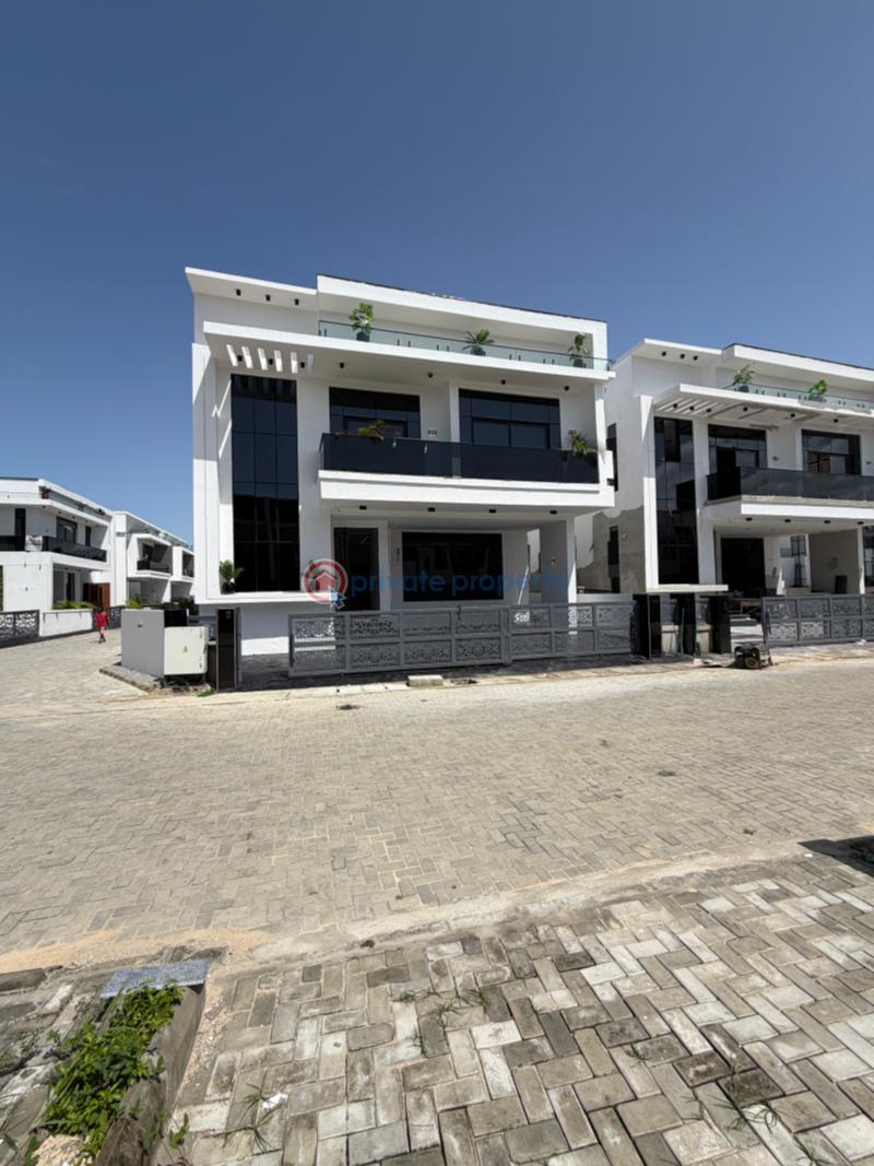 5 bedroom Detached Duplex For Sale Lcc Road Chevron Drive Lekki Lagos - 1