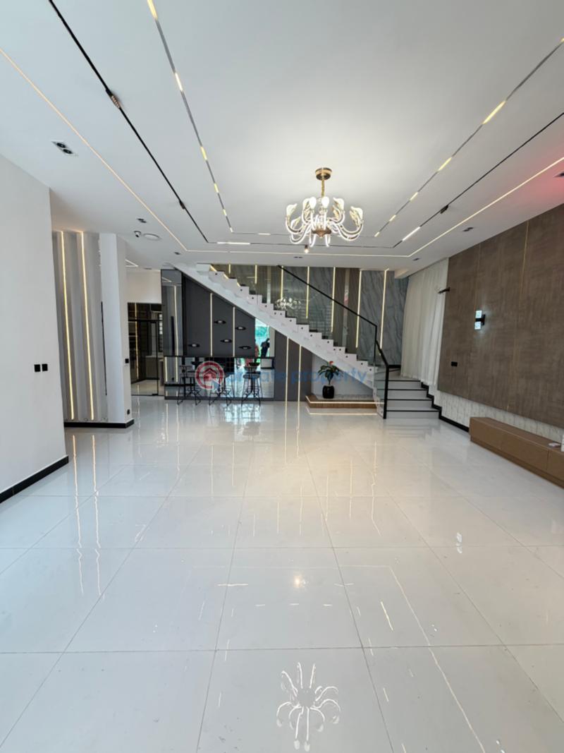 5 bedroom Detached Duplex For Sale Lekki 2nd Toll Gate Chevron Drive Lekki Lagos - 2