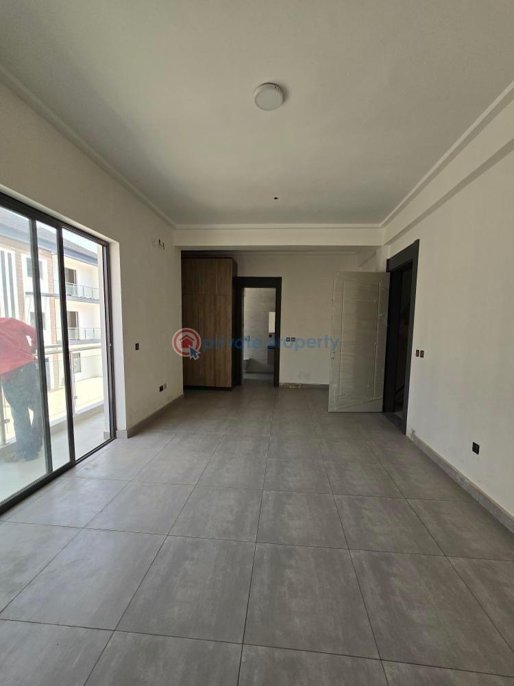 5 bedroom Terraced Duplex For Sale Jahi Abuja Phase 2  - 11