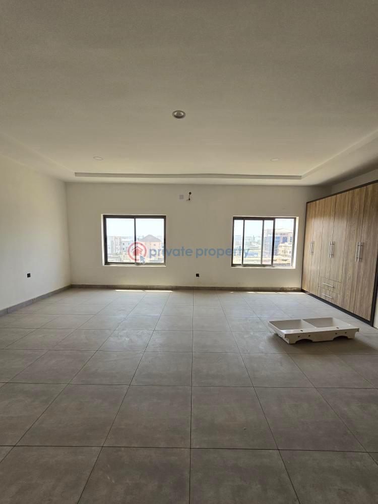 5 bedroom Terraced Duplex For Sale Jahi Abuja Phase 2  - 4