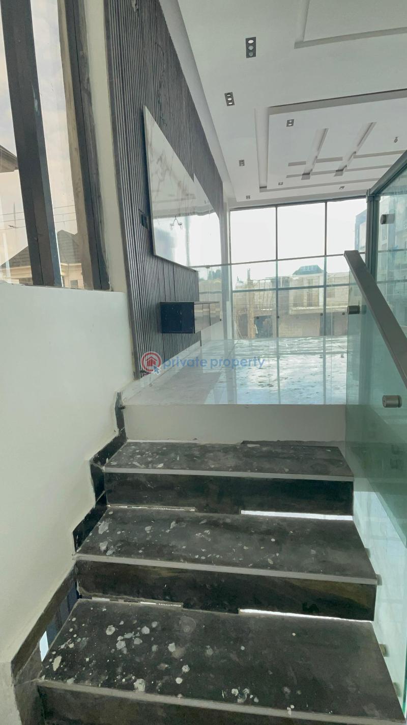 5 bedroom Detached Duplex For Sale In Save And Gated Estate Ologolo Lekki Lagos - 9