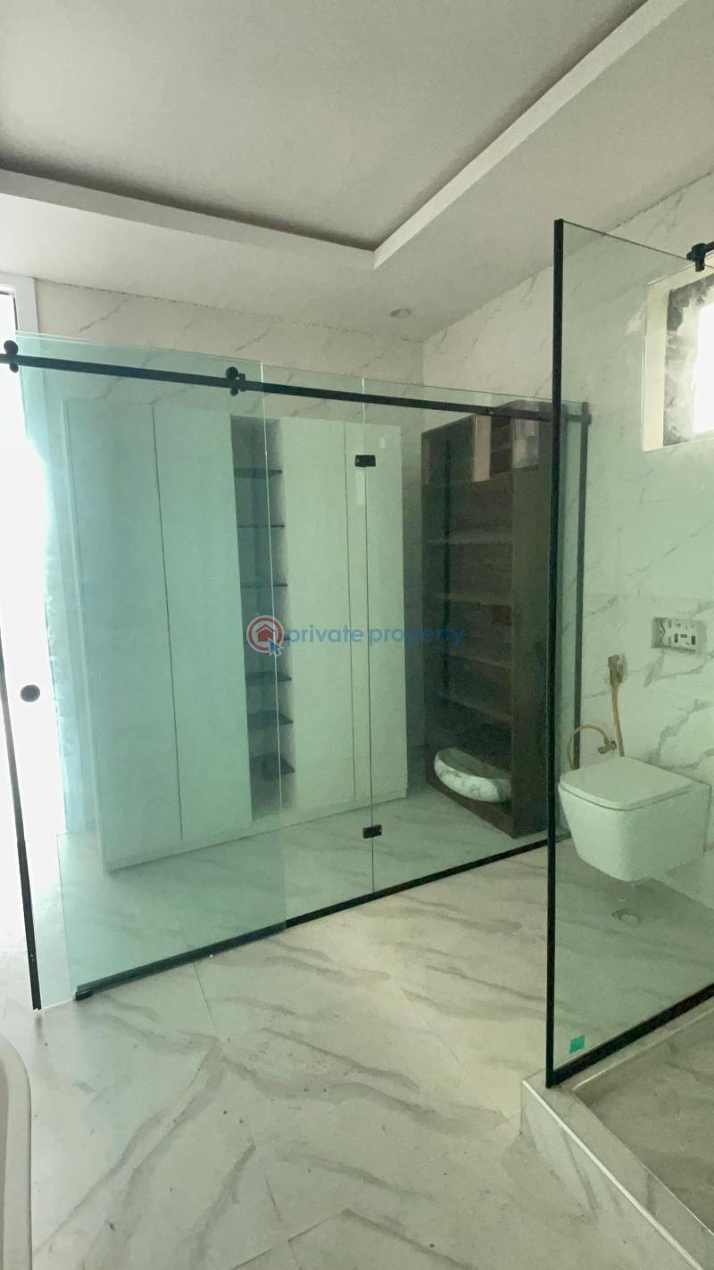 5 bedroom Detached Duplex For Sale In Save And Gated Estate Ologolo Lekki Lagos - 5