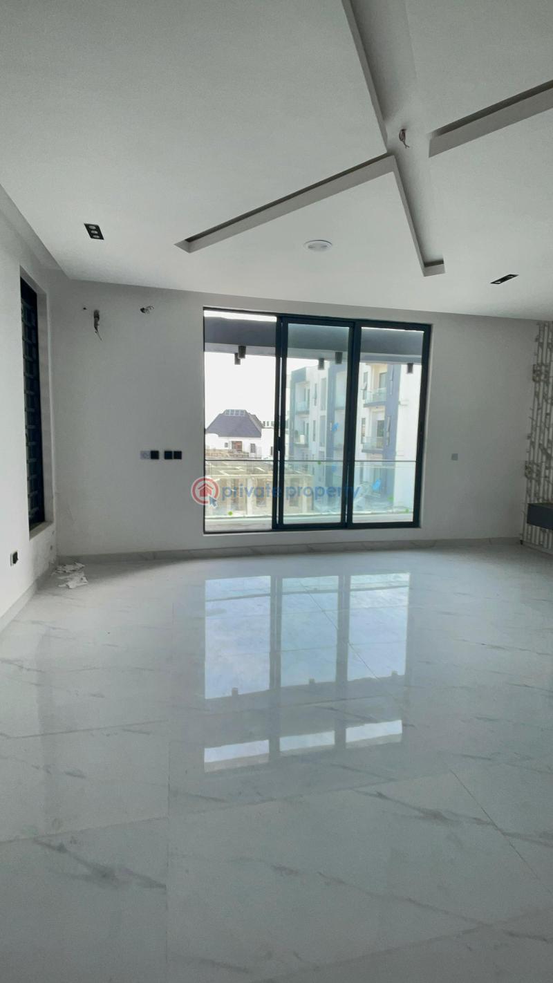 5 bedroom Detached Duplex For Sale In Save And Gated Estate Ologolo Lekki Lagos - 3