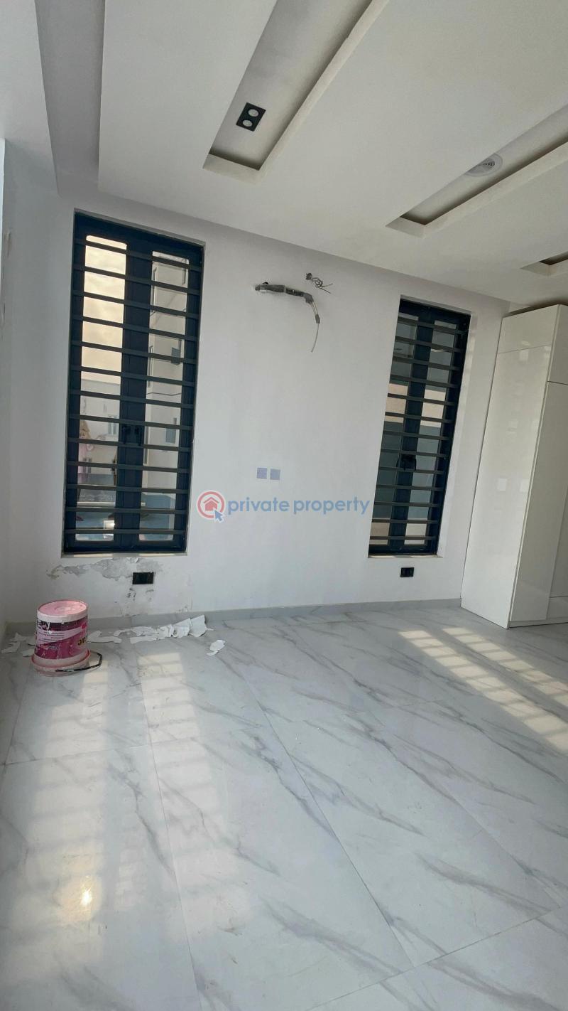 5 bedroom Detached Duplex For Sale In Save And Gated Estate Ologolo Lekki Lagos - 8