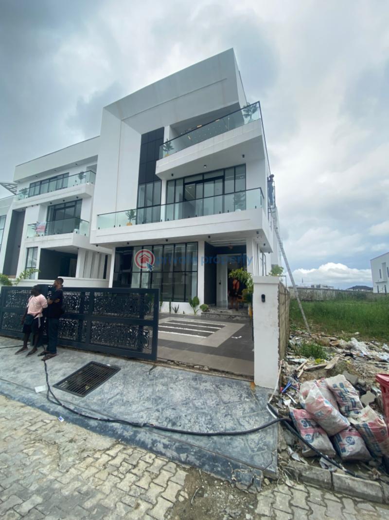 6 bedroom Detached Duplex For Sale Chevron Drive Lekki Lagos - 0