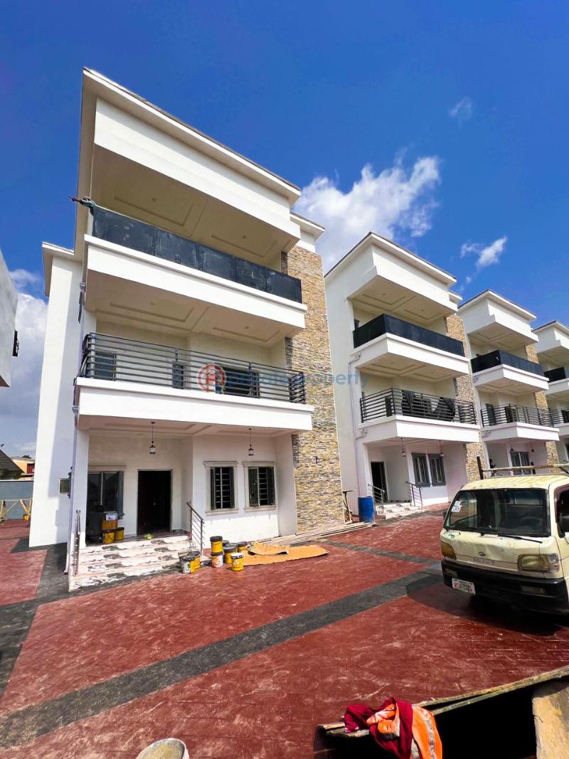 6 bedroom Detached Duplex For Sale Guzape Abuja Phase 1  - 1