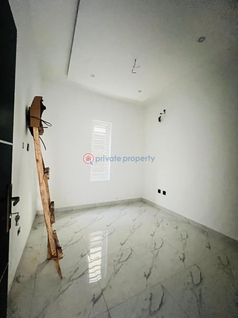 6 bedroom Detached Duplex For Sale Magodo Gra Magodo Isheri Ikeja Lagos - 11