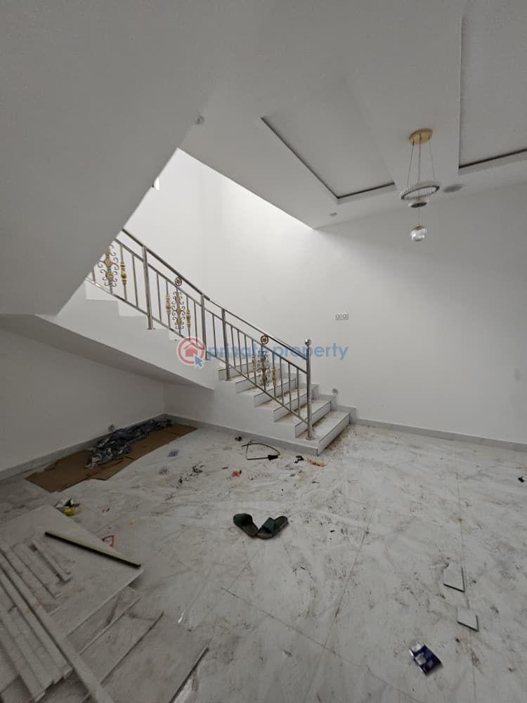 6 bedroom Detached Duplex For Sale Berger Ojodu Lagos - 8