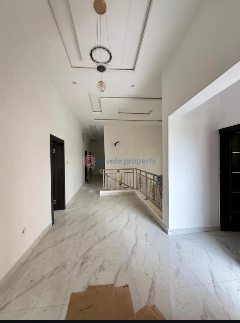 6 bedroom Detached Duplex For Sale Ogudu GRA Lagos - 3