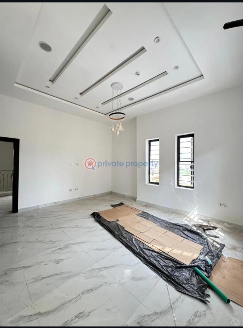 6 bedroom Detached Duplex For Sale Ogudu GRA Lagos - 2