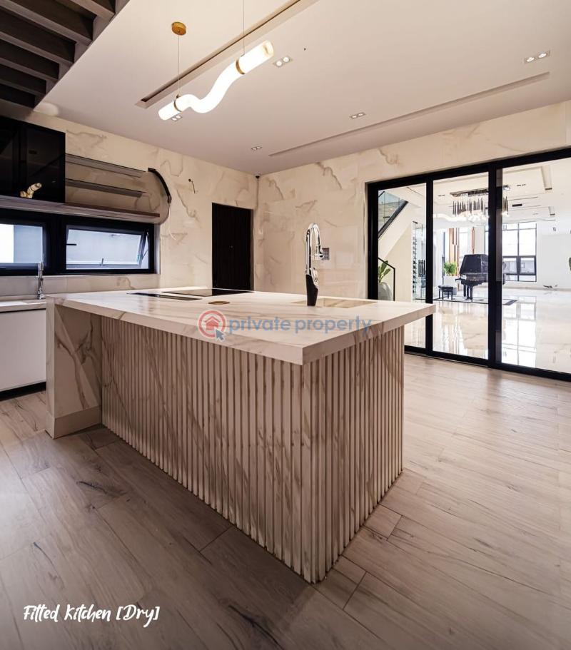 6 bedroom Maisonette For Sale Ikoyi Lagos - 17