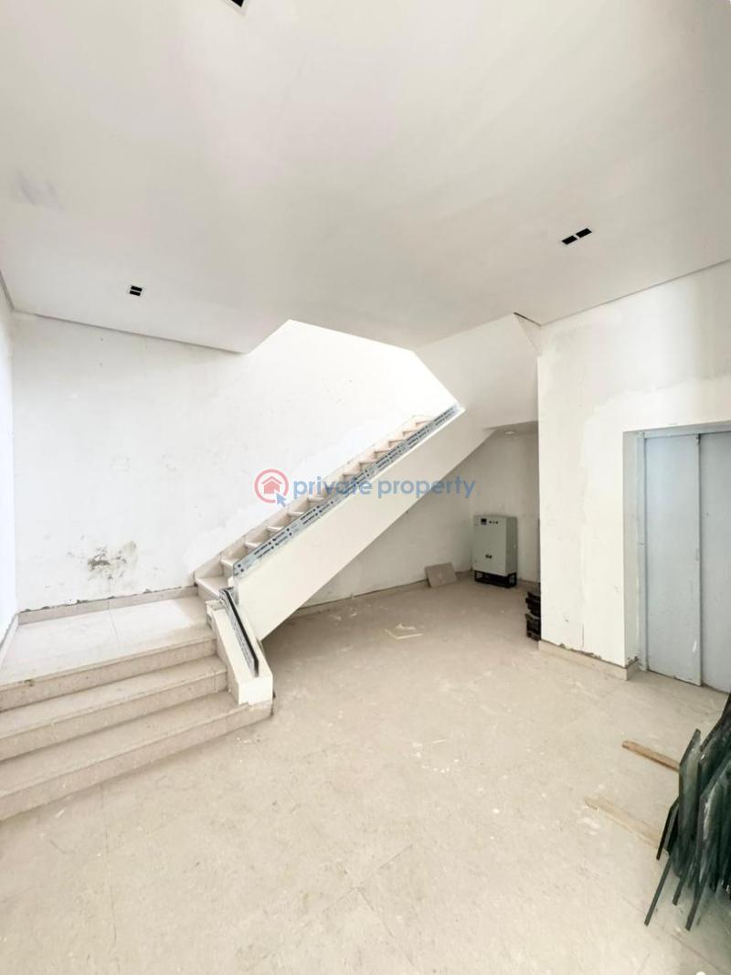 6 bedroom Detached Duplex For Sale Avenue Banana Island Ikoyi Lagos - 2