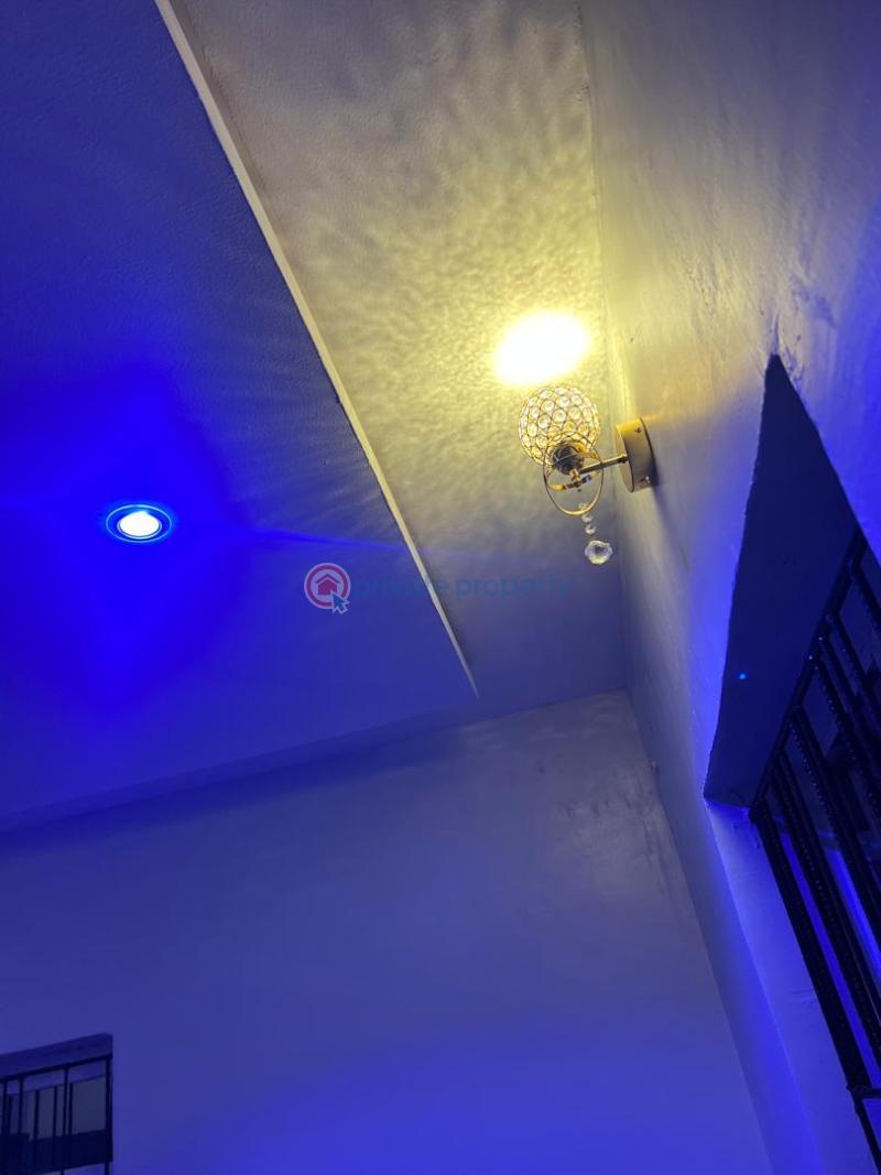 7 bedroom Flat & Apartment For Rent Igbogbo Ikorodu Lagos - 8