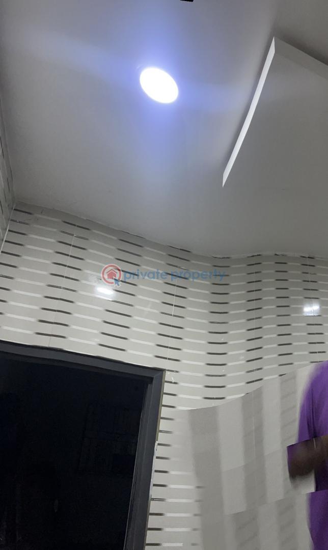 7 bedroom Flat & Apartment For Rent Igbogbo Ikorodu Lagos - 4