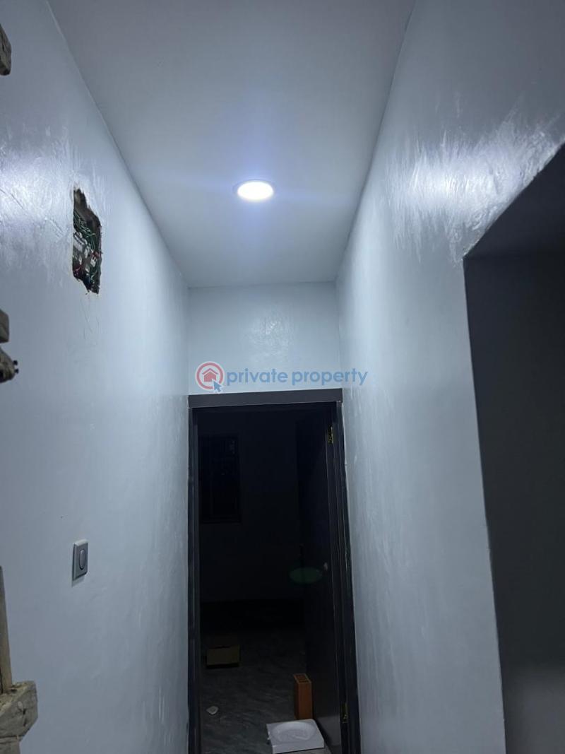 7 bedroom Flat & Apartment For Rent Igbogbo Ikorodu Lagos - 5