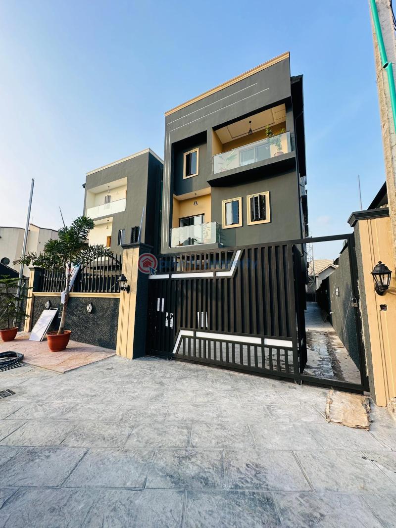 7 bedroom Detached Duplex For Sale Magodo GRA Phase 2 Kosofe/Ikosi Lagos - 0