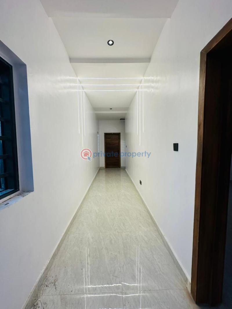 7 bedroom Detached Duplex For Sale Magodo GRA Phase 2 Kosofe/Ikosi Lagos - 3