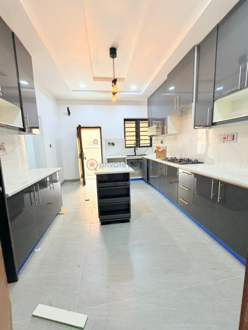 7 bedroom Detached Duplex For Sale Magodo GRA Phase 2 Kosofe/Ikosi Lagos - 1