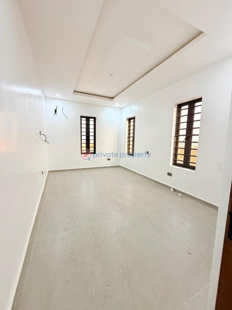 7 bedroom Detached Duplex For Sale Magodo GRA Phase 2 Kosofe/Ikosi Lagos - 3