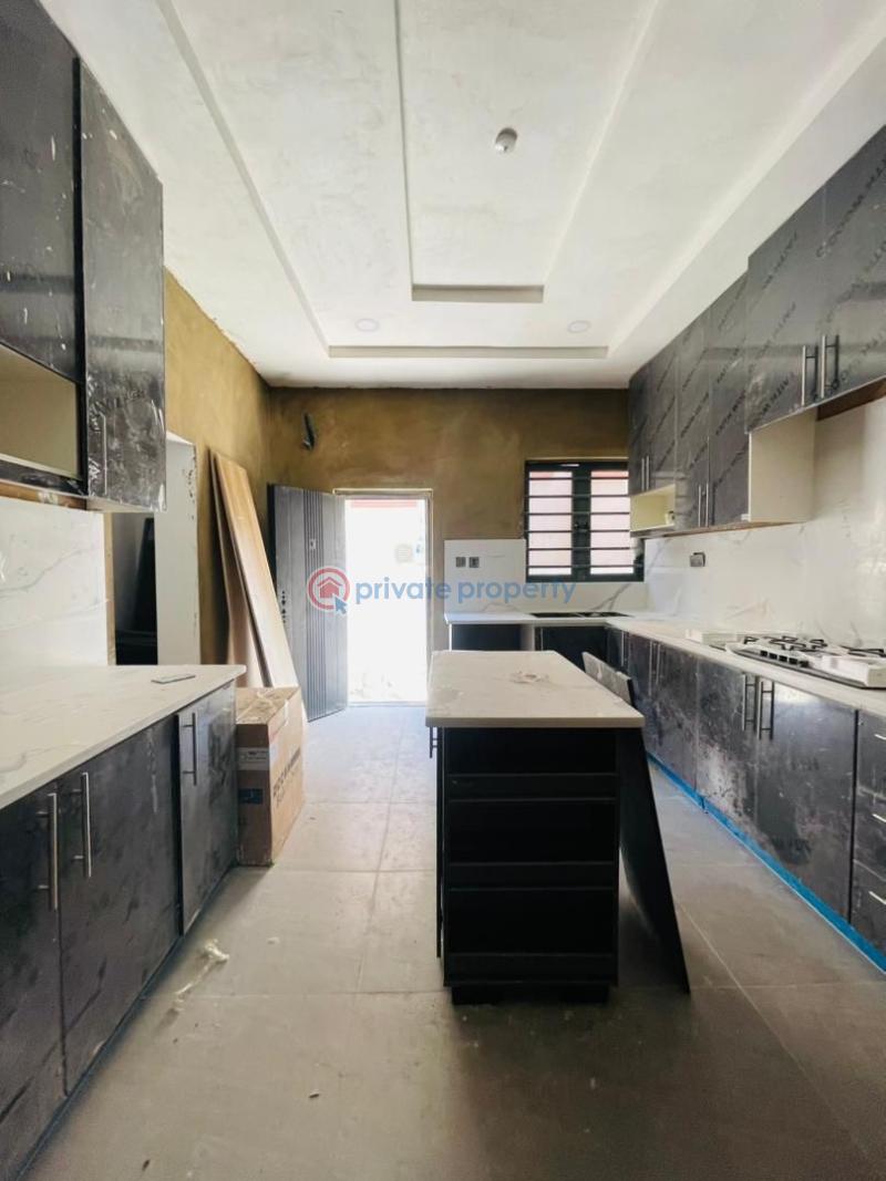 7 bedroom Detached Duplex For Sale Magodo GRA Phase 2 Kosofe/Ikosi Lagos - 11