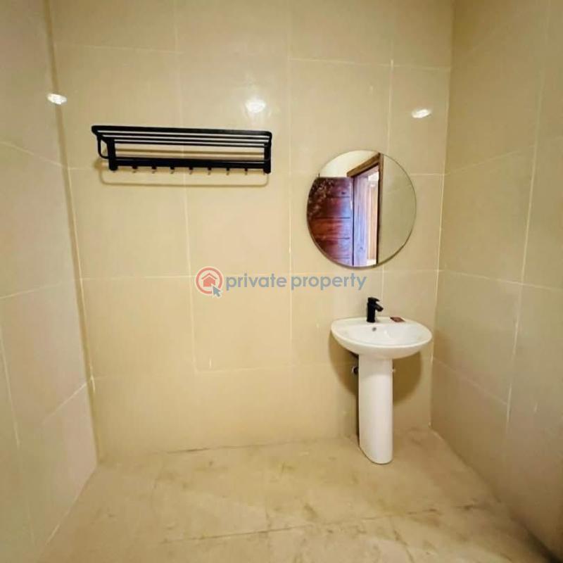 7 bedroom Detached Duplex For Sale Magodo Phase 2 Gra Magodo GRA Phase 2 Kosofe/Ikosi Lagos - 2