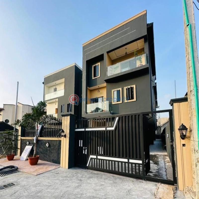 7 bedroom Detached Duplex For Sale Magodo Phase 2 Gra Magodo GRA Phase 2 Kosofe/Ikosi Lagos - 10