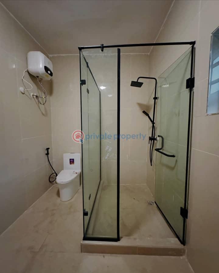 7 bedroom Detached Duplex For Sale Magodo Phase 2 Kosofe/Ikosi Lagos - 5